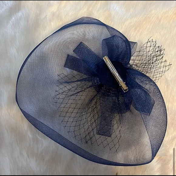 Navy Upscale Mesh Hat - Picture 4 of 4